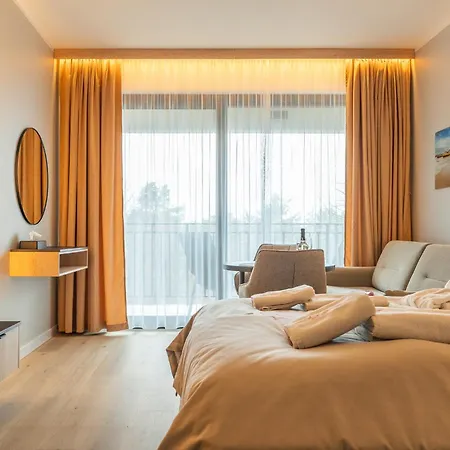 Your Holidays Infinity A233